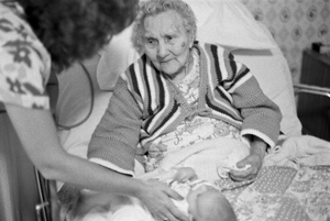 portrait, Aunt Belle meets Casey, Ukiah, California, August 1983