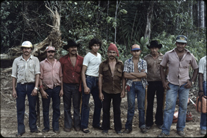 group portrait, trocha crew, near Paz de Ariporo, Colombia, January 1984